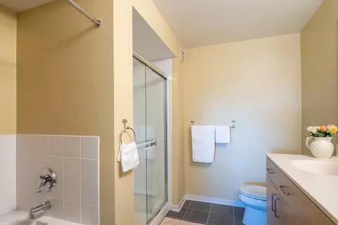 1640 Maple Ave #606, Evanston, IL 60201 photo 18