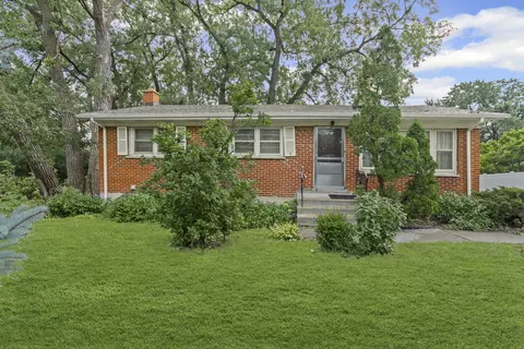 5519 Fairview Ave, Downers Grove, IL 60516