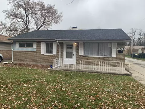 17335 Community St, Lansing, IL 60438