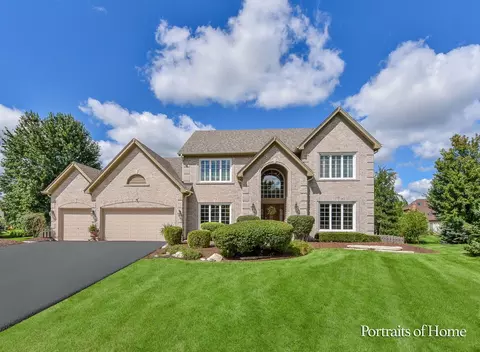 4007 Heron Ct, Naperville, IL 60564