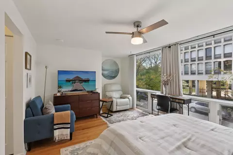 Bedroom - 1438 E 55th St, Chicago, IL 60615 photo 1 of 5