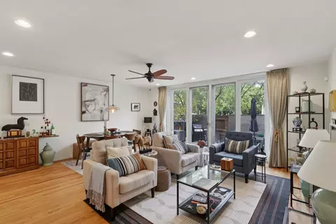 Living - 1438 E 55th St, Chicago, IL 60615 photo 2 of 9