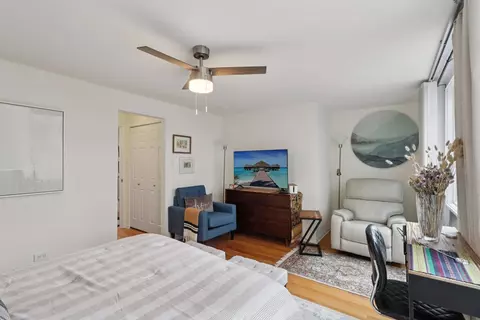 Bedroom - 1438 E 55th St, Chicago, IL 60615 photo 3 of 5