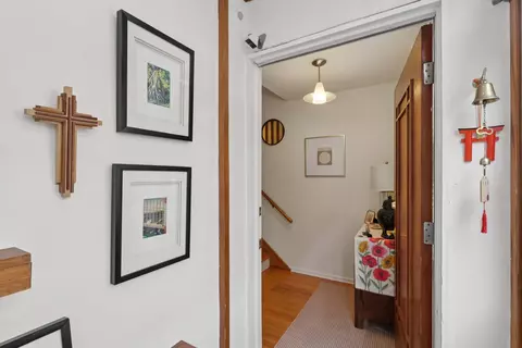 Entry Way - 1438 E 55th St, Chicago, IL 60615 photo 1 of 6