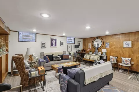 Living - 1438 E 55th St, Chicago, IL 60615 photo 7 of 9