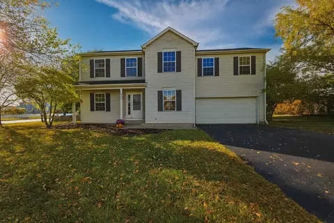 2513 Ridgefield Dr, Belvidere, IL 61008