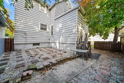 Exterior - 353 Wilcox Ave, Elgin, IL 60123 photo 4 of 4
