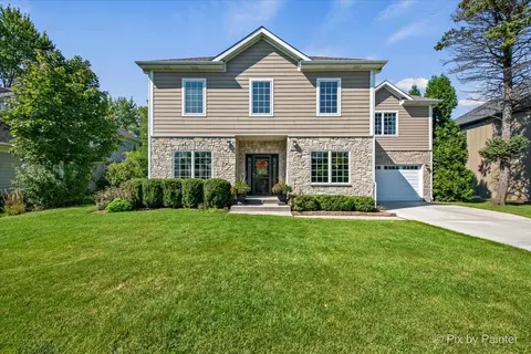 1696 Highland Ave, Northbrook, IL 60062