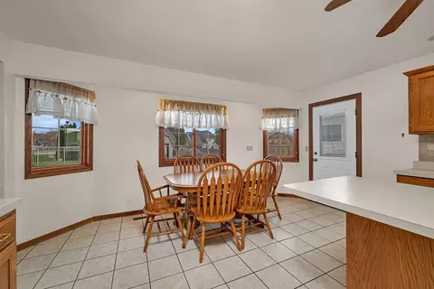1665 Schubert Dr, Morris, IL 60450 photo 7