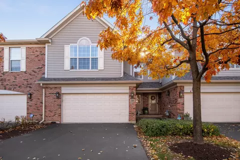 2166 Ivy Ridge Dr, Hoffman Estates, IL 60192