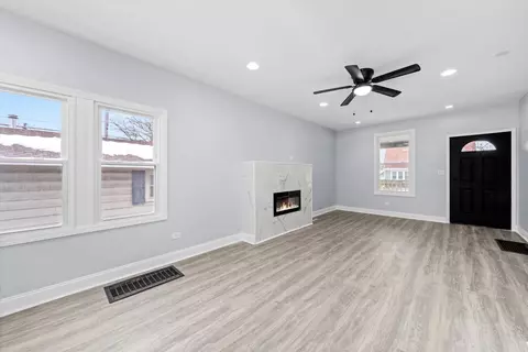Living - 3333 Halsted St, Steger, IL 60475 photo 1 of 4