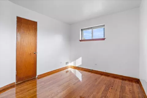 Bedroom - 852 E 88th Pl, Chicago, IL 60619 photo 3 of 8