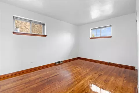 Bedroom - 852 E 88th Pl, Chicago, IL 60619 photo 4 of 8