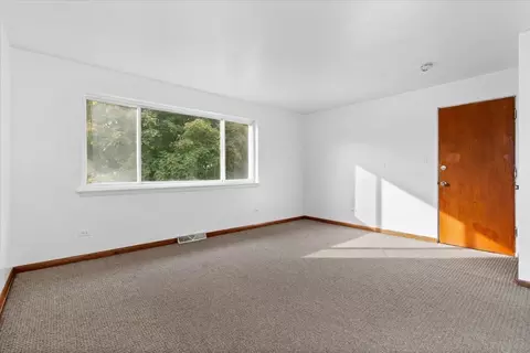 Living - 852 E 88th Pl, Chicago, IL 60619 photo 4 of 6