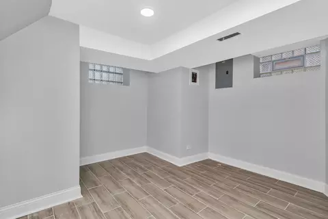46 E Brayton St, Chicago, IL 60628 photo 23