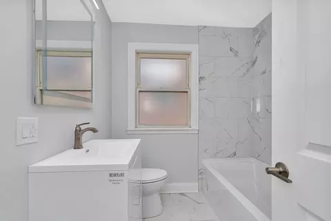 46 E Brayton St, Chicago, IL 60628 photo 14