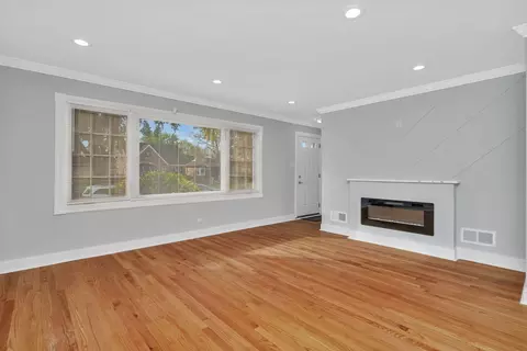 46 E Brayton St, Chicago, IL 60628 photo 10