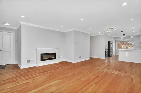 46 E Brayton St, Chicago, IL 60628 photo 11