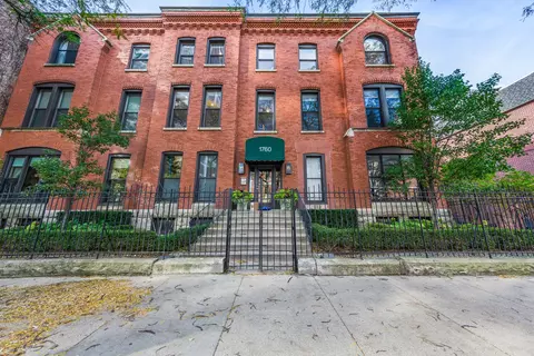1760 N Wells St #2A, Chicago, IL 60614
