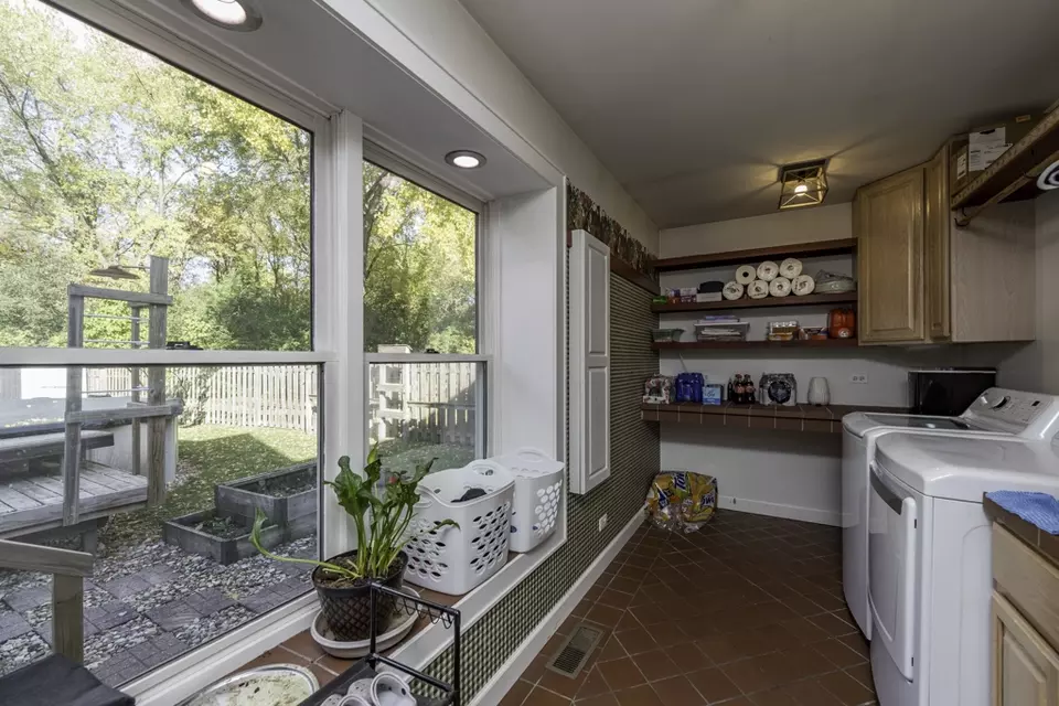 Other - 3482 Ellis Ave, Gurnee, IL 60031 photo 6 of 16