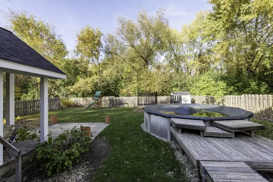 Exterior - 3482 Ellis Ave, Gurnee, IL 60031 photo 7 of 8