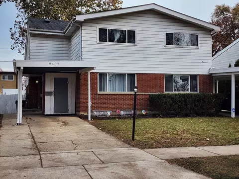 9407 Ironwood Ln, Des Plaines, IL 60016
