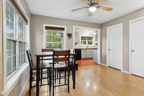 Dining - 907 Maple Ave, Lisle, IL 60532 photo 1 of 1