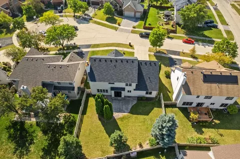 View/Area - 2538 Needham Ct, Aurora, IL 60503 photo 8 of 8