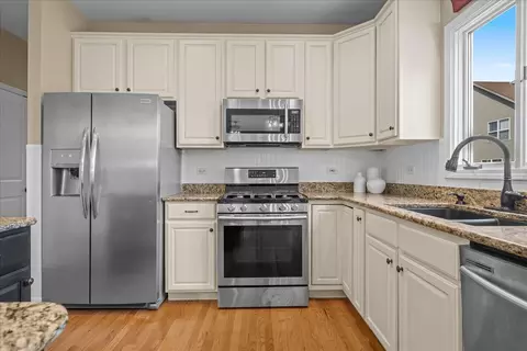 Kitchen - 2538 Needham Ct, Aurora, IL 60503 photo 1 of 2