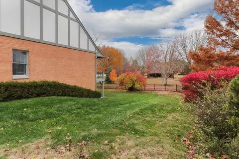 Exterior - 1908 Crimson Ln, Bloomington, IL 61704 photo 9 of 24