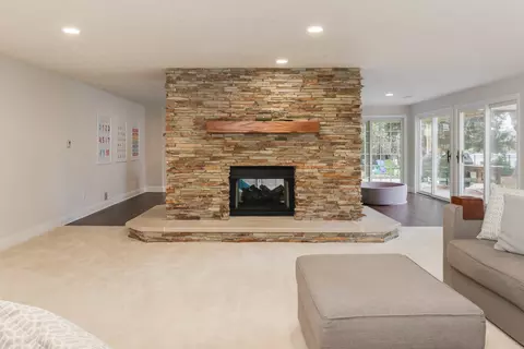 Living - 1908 Crimson Ln, Bloomington, IL 61704 photo 7 of 8