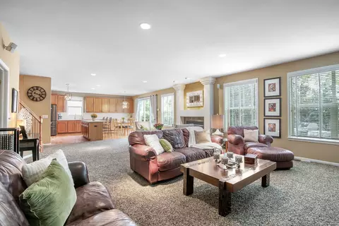 Living - 1491 Greystone Dr, Gurnee, IL 60031 photo 5 of 6