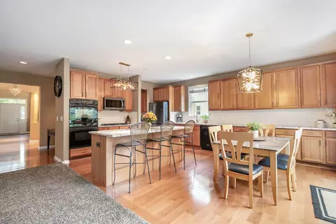 Kitchen - 1491 Greystone Dr, Gurnee, IL 60031 photo 1 of 5