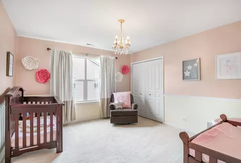 Bedroom - 1491 Greystone Dr, Gurnee, IL 60031 photo 4 of 5