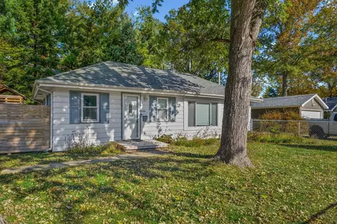 Exterior - 606 Cullom St, Normal, IL 61761 photo 2 of 9