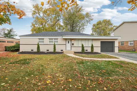 5924 W 109th St, Chicago Ridge, IL 60415