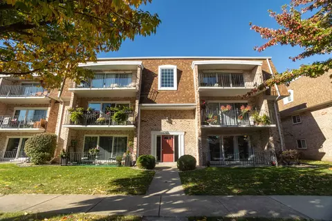8712 Mobile Ave #B, Oak Lawn, IL 60453