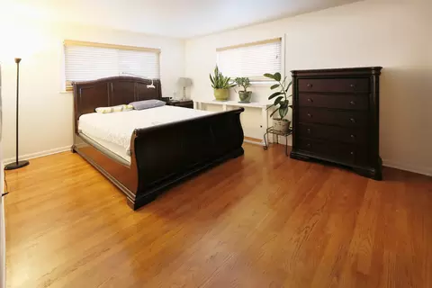Bedroom - 400 Glendale Rd #400, Glenview, IL 60025 photo 2 of 3