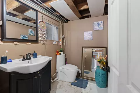 Bath - 1514 N Harrison St, Algonquin, IL 60102 photo 2 of 2
