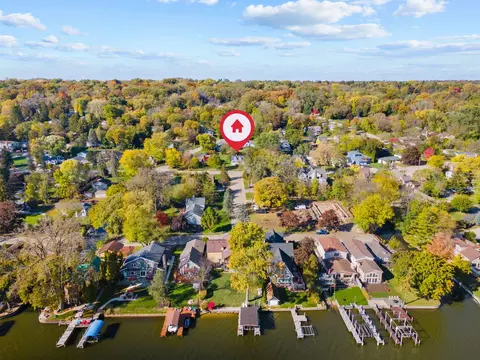 View/Area - 1514 N Harrison St, Algonquin, IL 60102 photo 1 of 3
