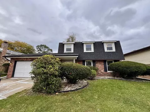 4325 Oakwood Ln, Matteson, IL 60443
