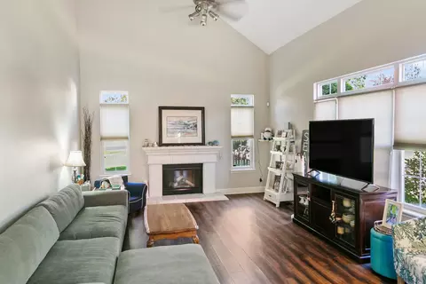 338 Millstream Ln, Oswego, IL 60543 photo 7