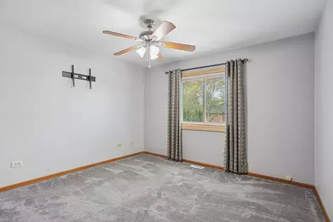 Bedroom - 701 Wayne Dr, Crete, IL 60417 photo 2 of 3