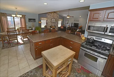 1235 Edna Cir, Ottawa, IL 61350 photo 9