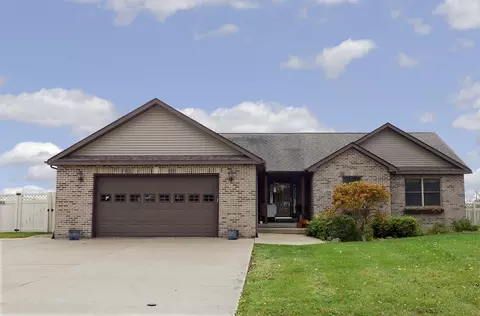 1235 Edna Cir, Ottawa, IL 61350