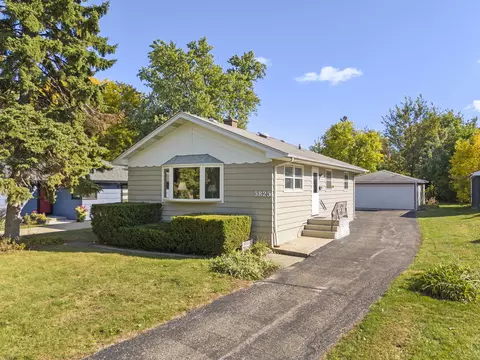 5825 Webster St, Downers Grove, IL 60516