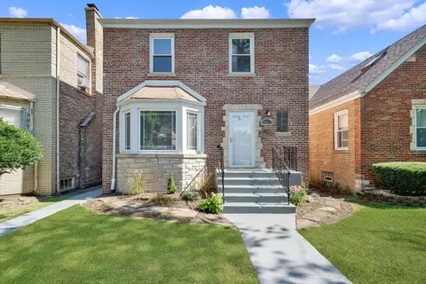 8033 S Campbell Ave, Chicago, IL 60652