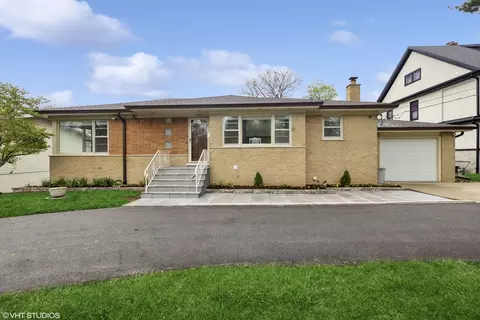 932 60th Pl, Downers Grove, IL 60516