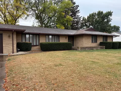 836 Park Ave W, Princeton, IL 61356