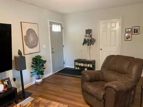 1526 N Hershey Rd, Bloomington, IL 61704 photo 3
